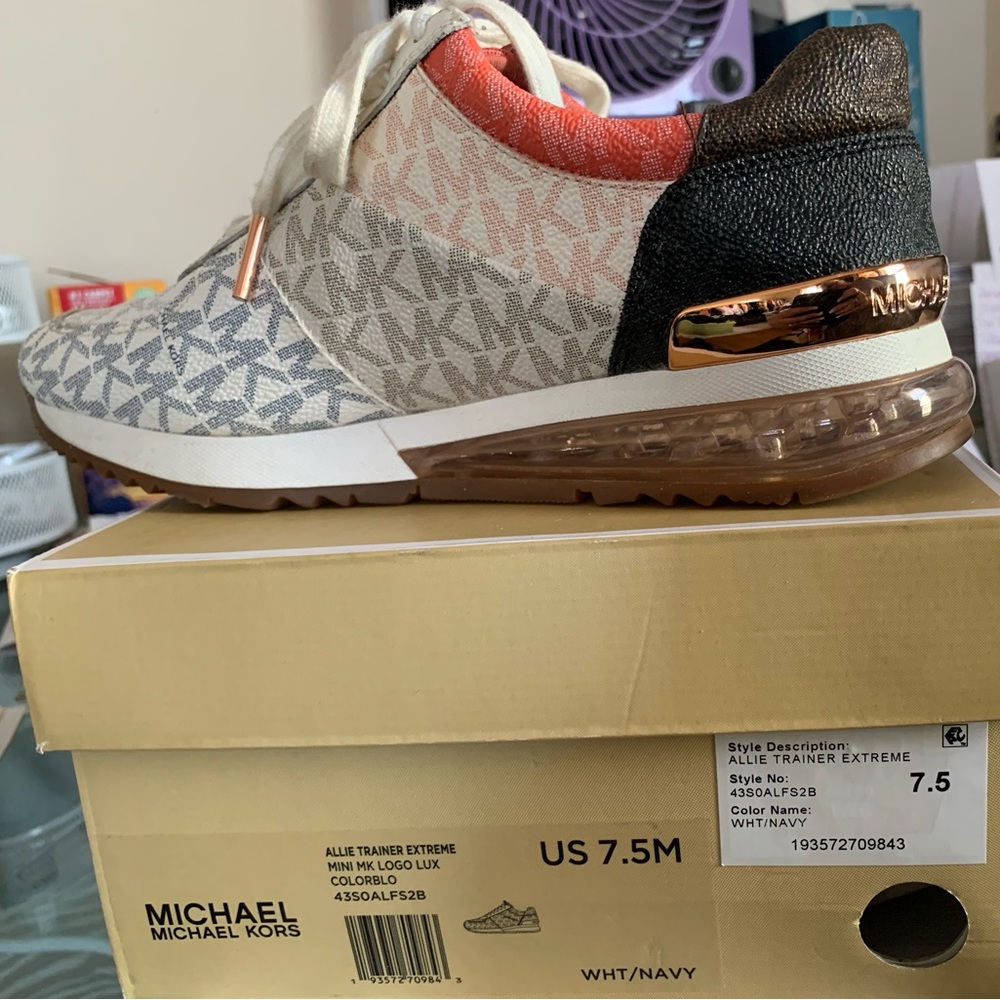 MK Sneakers